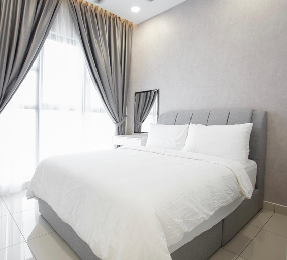 Bedroom 2, Premium Skyscraper 2-Bedroom Suite in KL, Kuala Lumpur