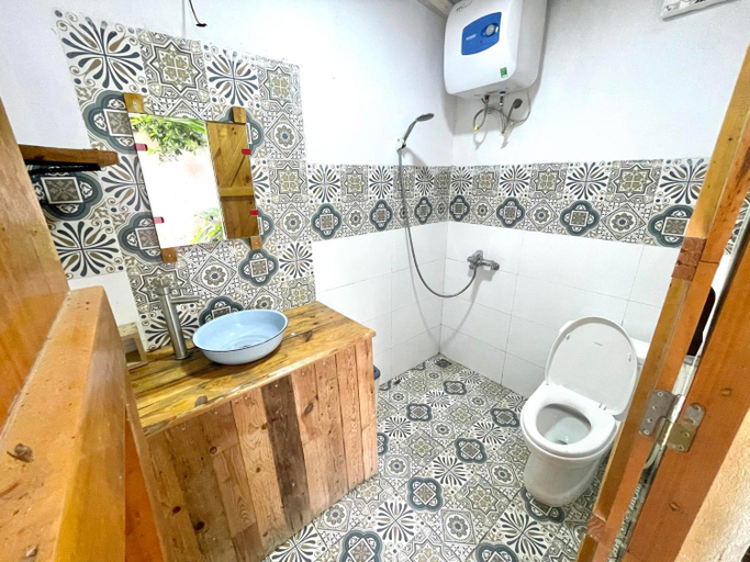 Bathroom 1, Mơ Homestay - Đầm Vân Long, Gia Viễn