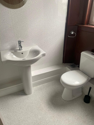 Bathroom 4, Queens House, Plymouth