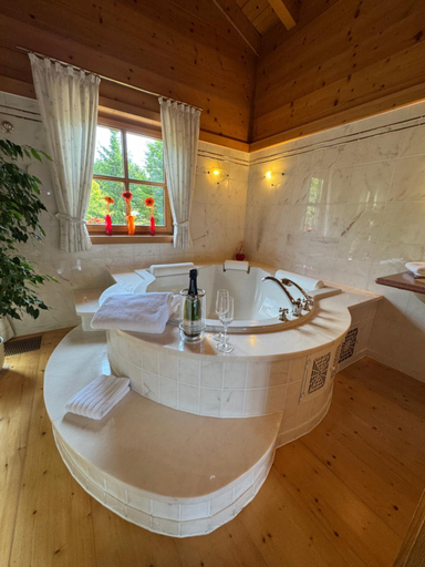 Bathroom 4, Ante Romantikhof, Waldeck-Frankenberg
