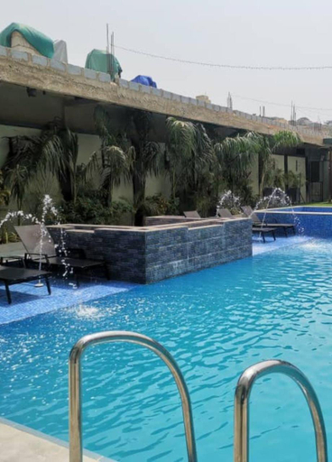 5, Perriman Hotel, Awutu Efutu Senya