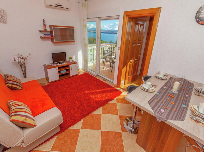 Bedroom 2, Holiday Home in Croatia near Scenic Beach, Crikvenica