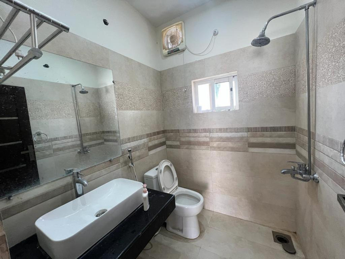 Others 4, Haven Skyline Jacuzzi Suite - 4BR Upper Floor Portion, Islamabad, Islamabad