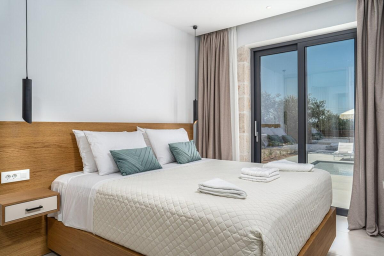 Bedroom 3, Edward Stone Villa with sea view, Ionian Islands