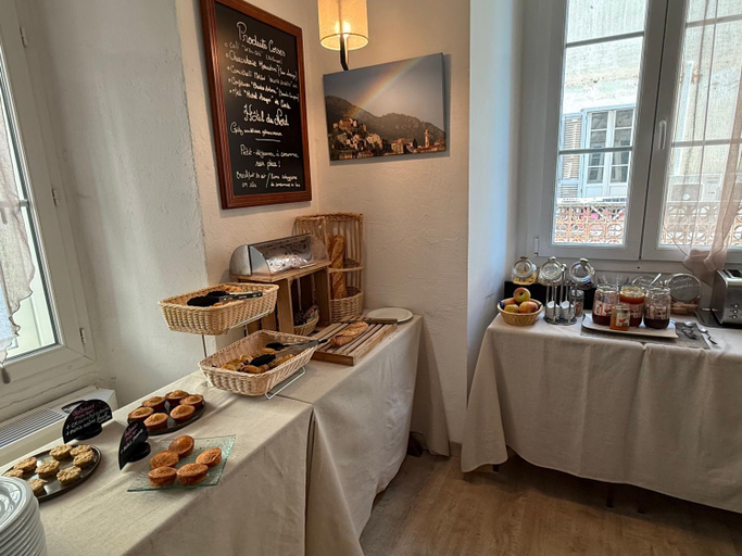 Food & Drinks 2, Hotel du Nord, Haute-Corse