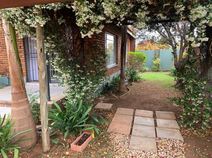 Others 5, Bougain Villa Guest House, Capricorn