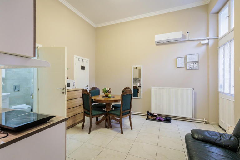 Others 5, Apartments Borovo, Subotica
