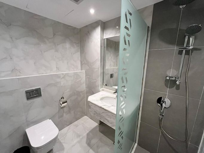 Bathroom 3, Glamour Plus Al Nuzha, Jeddah