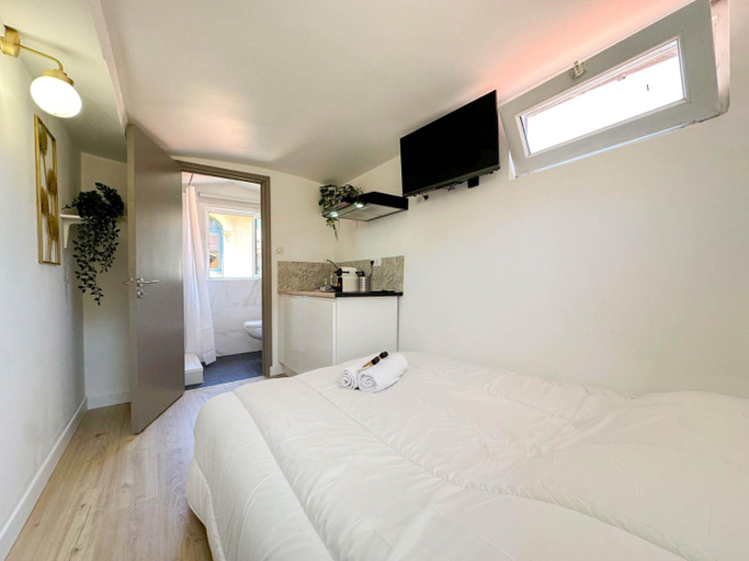 Others 5, Hotel Le Celeste, Alpes-Maritimes