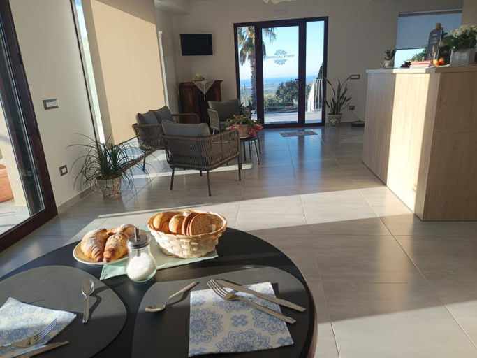Food & Drinks 5, b&b TENUTE LAZZARINO, Agrigento