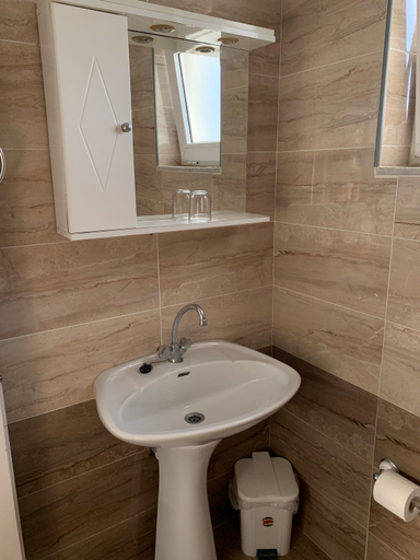 Bathroom 4, Clear Horizon, Ionian Islands