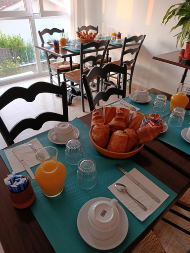 Food & Drinks 5, Hotel Le Relais, Gers