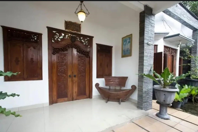 Public Area, Omah Demak Ijo By Occupied, Sleman