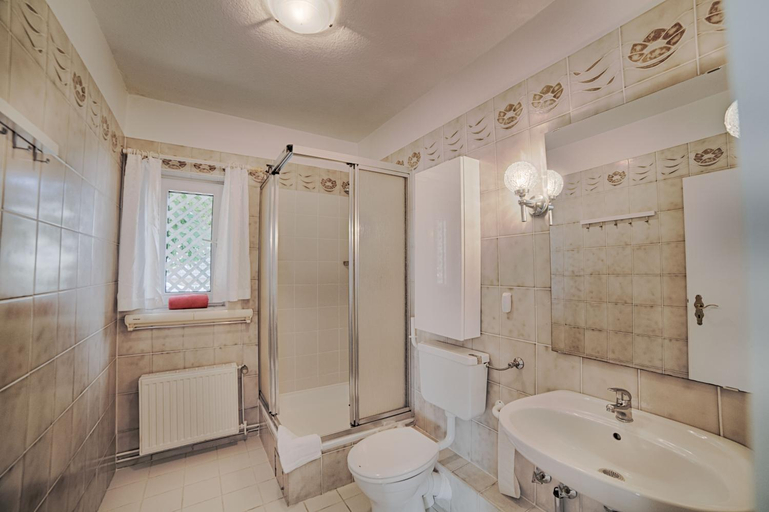 Bathroom 3, Ferienanlage Duhnen Haus 23, Cuxhaven