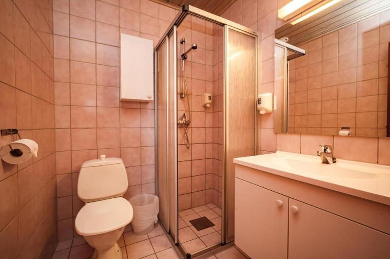 Bathroom 4, Fanitullen Hotel, Hemsedal