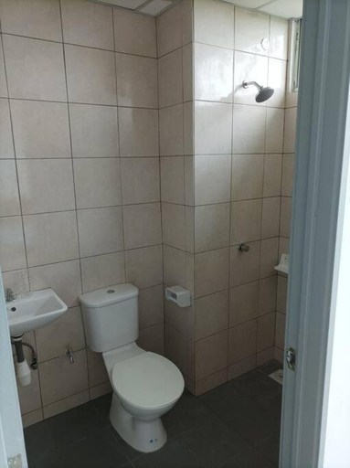 Bathroom 3, Ike village( Near with UITM), Samarahan