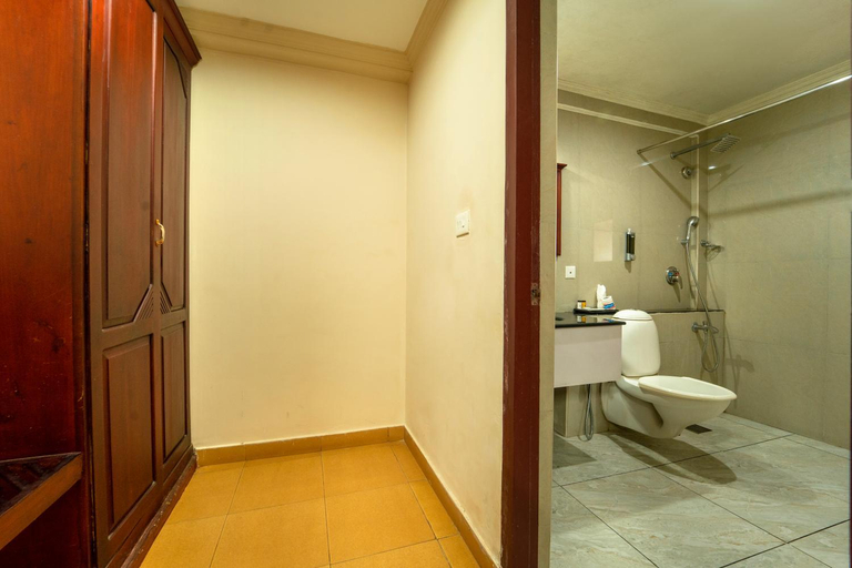 Bathroom 5, Pagoda Resorts, Alappuzha