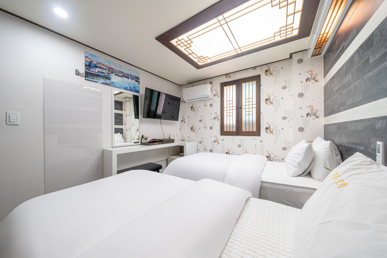 Others 3, Kyoung Dong Hotel Myeongdong, Jung