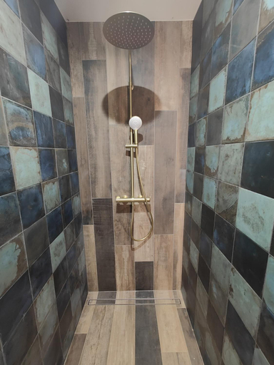 Bathroom 3, Les Chambres des Ardillers, Vendée