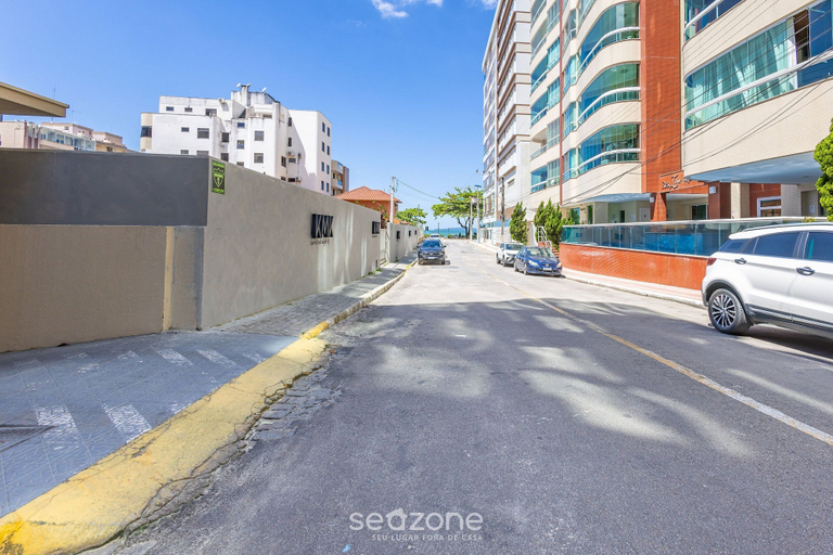 Property grounds 2, 3BR Apt w/ BBQ 50m From Itapema Beach Epo001, Itapema