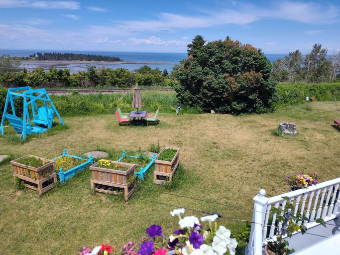 Others 3, Chez Caro et Sylvain, Rimouski-Neigette