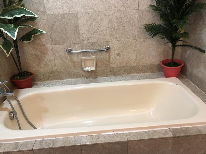 Bathroom 3, Rainbow Suites at Times Square, Kuala Lumpur