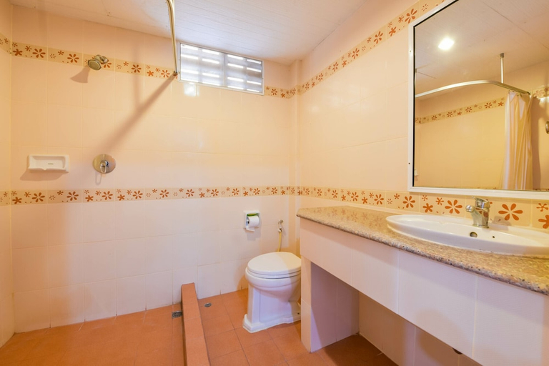 Bathroom 4, AA Pattaya Ville, Pattaya