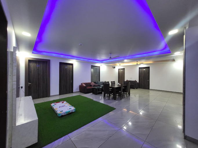 Public Area 2, Raj Residency New , Gurgaon