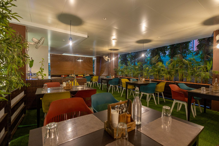 Food & Drinks 4, Freesia Residency by Express Inn, Nashik