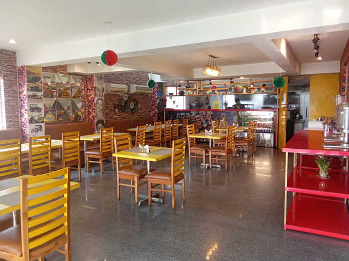 Food & Drinks 5, Lime Tree B&B Pari Chowk, Gautam Buddha Nagar