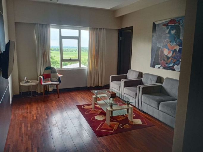 Kyriad Arra Hotel Cepu Room Type - JUNIOR SUITE KING SIZE BED