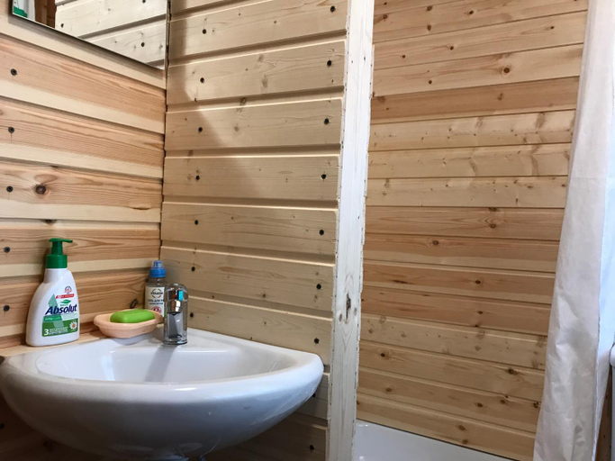 Bathroom 2, Gostevoi dom na Volge, Kimrskiy rayon