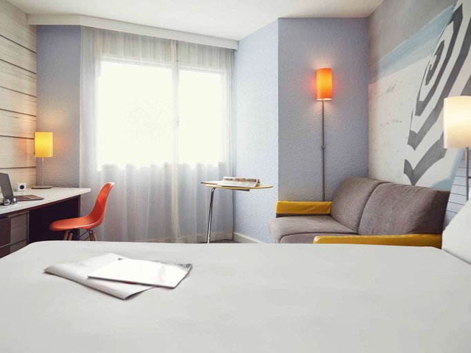 Bedroom 3, ibis Styles Toulon La Seyne-sur-Mer, Var
