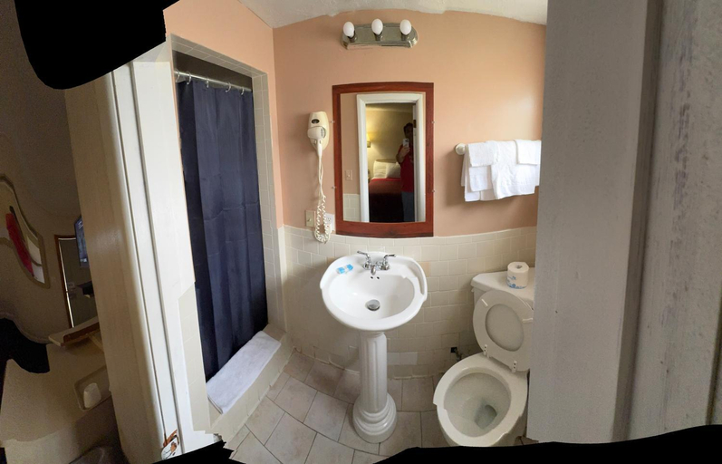 Bathroom 3, Sands Motel Niagara Falls, Niagara