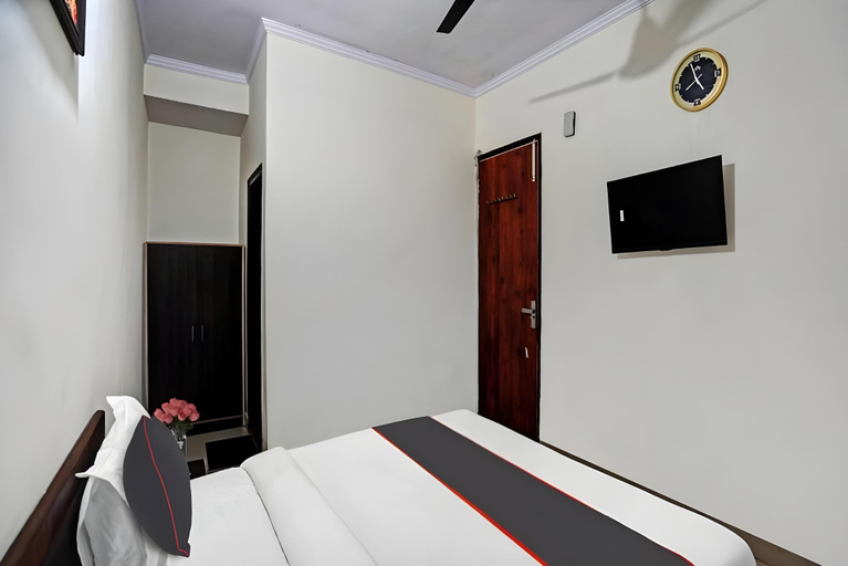 Bedroom 2, Hotel The Rasa at Vasundhara, Gautam Buddha Nagar