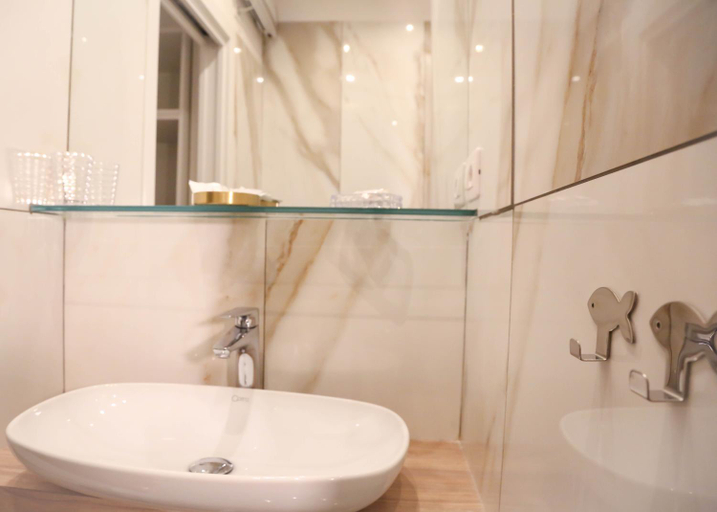 Bathroom 5, Mama House Roma, Roma