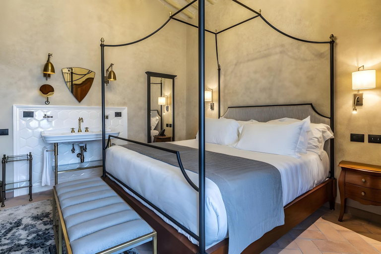 Bedroom 3, Villa Petriolo, Florence