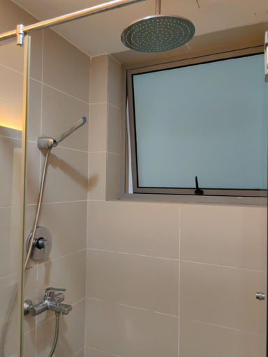 Bathroom 5, Bukit Bintang 53A Jalan Alor Pavilion 3R2B 10pax, Kuala Lumpur