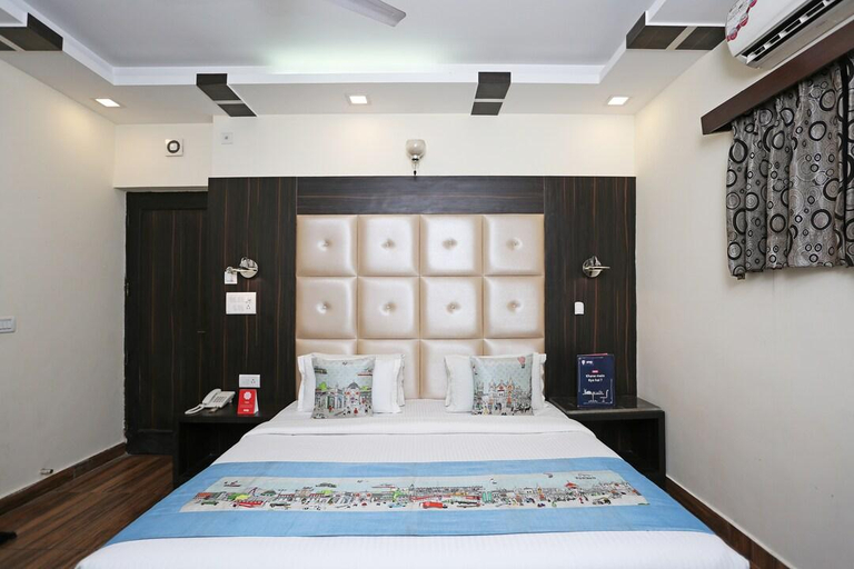 Bedroom 2, Hotel Kapoor Inn, Delhi