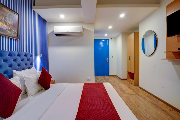 Bedroom 2, Hotel Aerostar Grand, Delhi