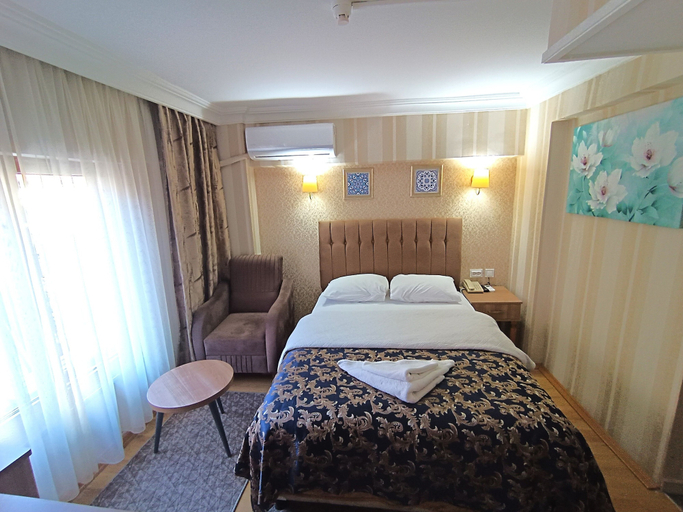Bedroom 2, Hamit Hotel, Fatih