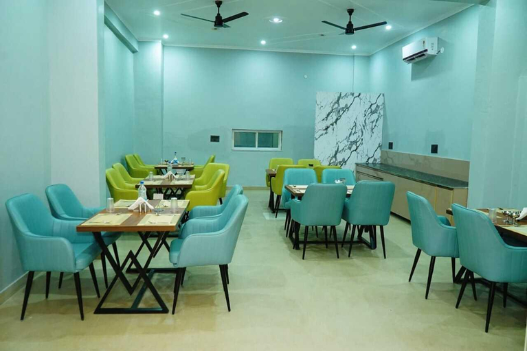 Food & Drinks, MAXX Rooms, Gurgaon