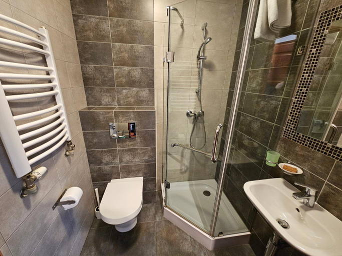 Bathroom 3, Otulina Park, Nowy Targ
