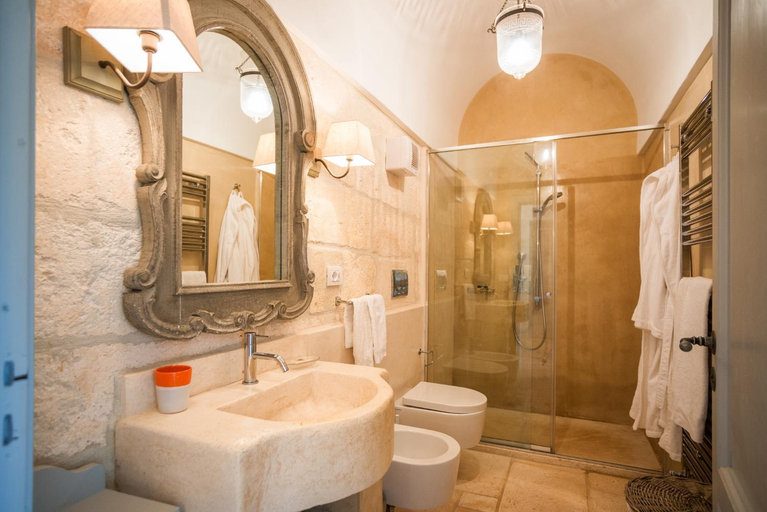 Bathroom 3, HelloAPULIA - Charming Apartments at Authentic Masseria Pepenofio, Bari