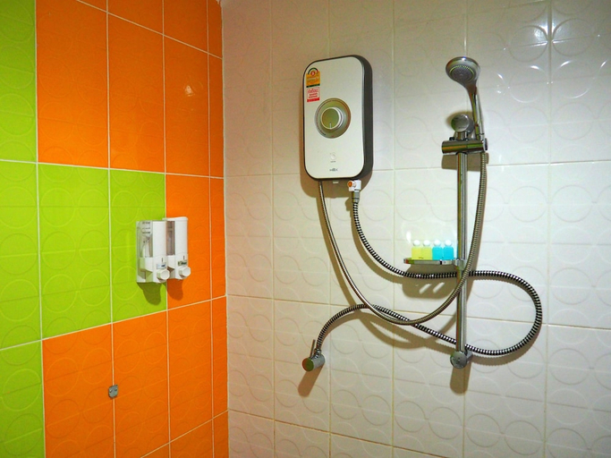 Bathroom 4, Baanmaeresidence, Pattaya
