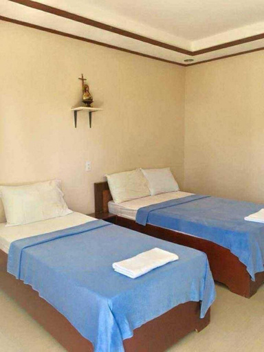 Room 5, OYO 1166 Hotel Wooden Crib, Oslob