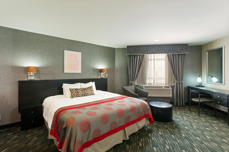 Bedroom 3, Ramada Plaza by Wyndham West Hollywood Hotel & Suites, Los Angeles