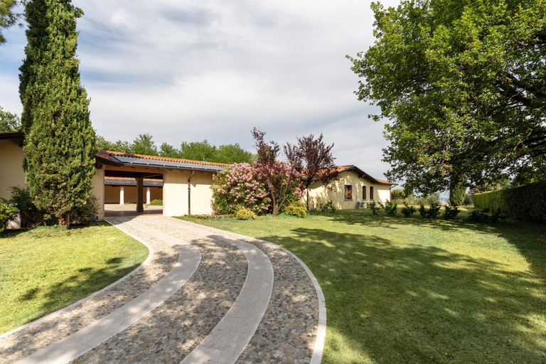 Others 4, Villa Selva, Brescia