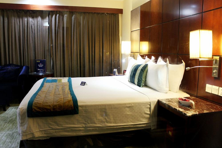 Bedroom 2, Skycity Hotel, Gurgaon