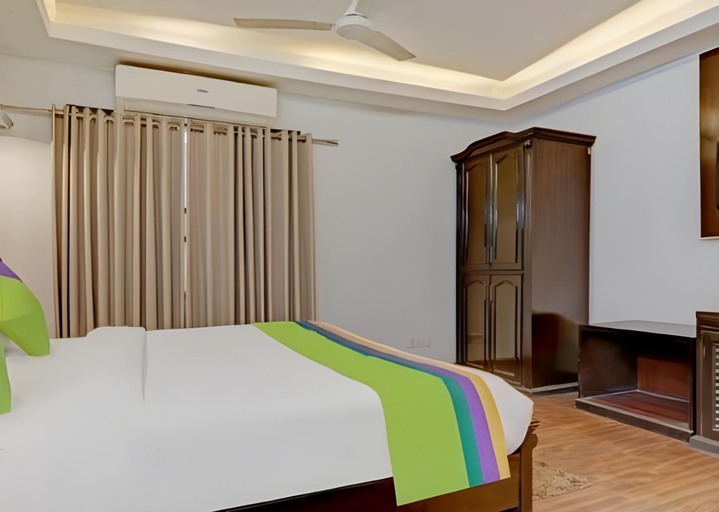 Others 2, Sentinel suites, Delhi